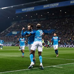 Kvara y Osi, ¿de qué planeta vinisteis?