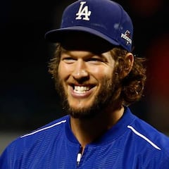 Kershaw recibe a los Rams con whiskey de 230 dólares