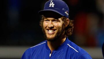 Clayton Kershaw ha tenido un bonito detalle con sus nuevos vecinos, Los Ángeles Rams.