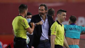 Vicente Moreno: "Ellos salieron mejor; el 0-1 fue demasiado fácil"