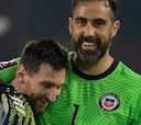 El ranking sudamericano en que Claudio Bravo supera a Messi