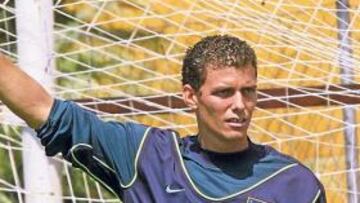 <b>ILUSIONADO. </b>El guardameta confía en ser nuevo jugador albinegro para las dos próximas temporadas.