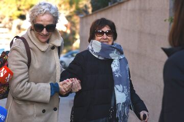 Julieta Serrano a su llegada al Tanatorio de San Isidro.