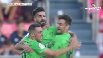 El Almería se impone en Los Pajaritos y coge aire en la tabla