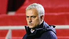 Tottenham boss Mourinho: I wanted to make 11 half-time substitutions