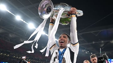 UEFA closes in on record sponsorship revenue as new commercial deals and expanded Champions League structure accelerate global growth and payouts to clubs.