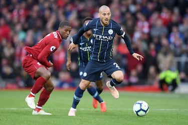 Los 82 españoles en el fútbol inglés: sólo 45 son jugadores