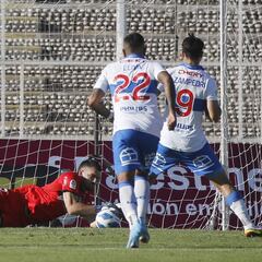 Llegó este año a Chile y tiene una crítica visión de los tres grandes