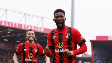 Soccer Football - Premier League - AFC Bournemouth v Leeds United - Vitality Stadium, Bournemouth, Britain - April 30, 2023 AFC Bournemouth's Jefferson Lerma celebrates scoring their first goal Action Images via Reuters/Andrew Couldridge EDITORIAL USE ONLY. No use with unauthorized audio, video, data, fixture lists, club/league logos or 'live' services. Online in-match use limited to 75 images, no video emulation. No use in betting, games or single club /league/player publications.  Please contact your account representative for further details.