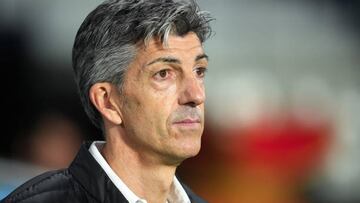 SAN SEBASTIAN, SPAIN - JANUARY 14: Imanol Alguacil, Head Coach of Real Sociedad, looks on prior to the LaLiga Santander match between Real Sociedad and Athletic Club at Reale Arena on January 14, 2023 in San Sebastian, Spain. (Photo by Juan Manuel Serrano Arce/Getty Images)