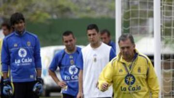 <b>DE ESTRENO. </b> Juan Manuel Rodríguez vuelve hoy al estadio de Gran Canaria en su tercera etapa en el banquillo amarillo.