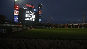 Brewers y Reds iniciaron las protestas en Grandes Ligas ante la agresi&oacute;n en contra de Jacob Blake y cuatro equipos m&aacute;s decidieron parar actividades.