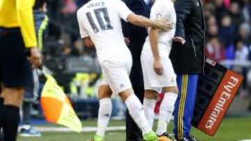 PITADO. Al Bernabéu no le gustó la actuación de James en el derbi.