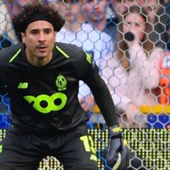 Guillermo Ochoa analizara a donde partir en el verano