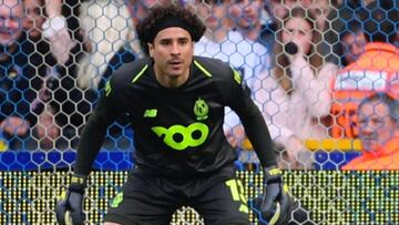 Guillermo Ochoa analizara a donde partir en el verano