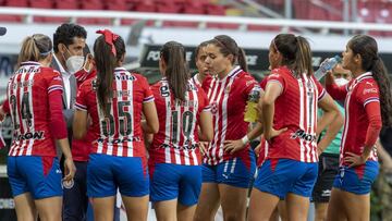 Chivas femenil anuncia ocho bajas en su plantel