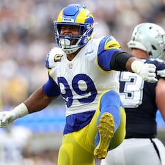 Aaron Donald rompe con Kanye West por comentarios antisemitas