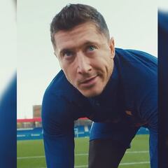 Lewandowski and Barcelona do Rosalia Tiktok trend