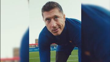 ¡Imperdible! Lewandowski y el Barcelona haciendo el trend de Rosalia en Tiktok