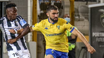 Carles Soria durante un partido del Estoril