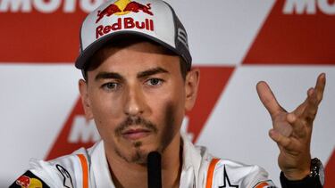 Jorge Lorenzo se retira de una vida en el motociclismo.
