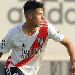 Gallardo sumó a Tomás Galván a la lista de concentrados