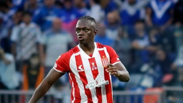 Edwuin Cetré con Estudiantes en la Copa de la Liga.