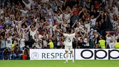 Real Madrid’s Jude Bellingham performed this spectacular dribble during training and the faces of his teammates are priceless as he proudly prances away.