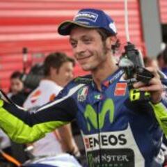 Rossi: "Tenía esperanza de que Iannone sacara a Dovizioso"