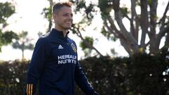 LA Galaxy Foundation charges $500 dollars to meet Chicharito