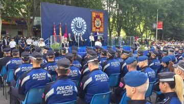 La alcaldesa de Madrid, Manuela Carmena, interviene durante los actos de celebraci&oacute;n del patr&oacute;n de la Polic&iacute;a Municipal de Madrid.