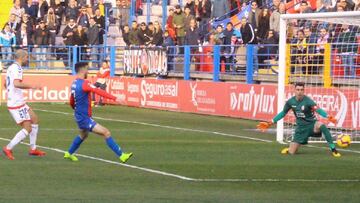 El equipo extreme&ntilde;o continua en puestos de descenso tras empatar en Almendralejo ante el Rayo Majadahonda.