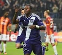 Mbemba no jugó ayer con el Anderlecht por orden del club