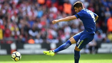 Álvaro Morata, en el momento de lanzar el penalti ante el Arsenal.