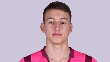 Madrid y Bar?a, interesados en la promesa serbia Nikola Jovic
