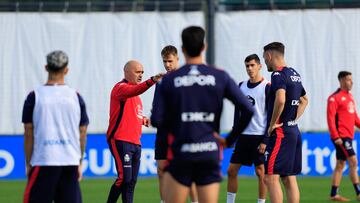 Óscar Gilsanz recoge las perlas que cultivó en Abegondo