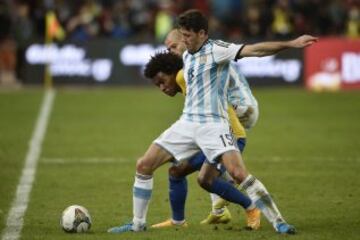 Willian y Martin Demichelis
