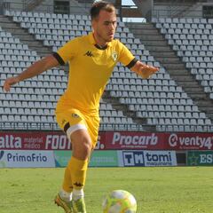 Olmedo se marcha cedido al Orihuela y Carmelo firmará otro sub-23