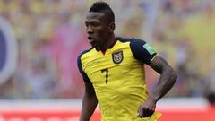 QUITO, ECUADOR - JUNE 08: Pervis Estupi&ntilde;an of Ecuador controls the ball during a match between Ecuador and Peru as part of South American Qualifiers for Qatar 2022 at Rodrigo Paz Delgado Stadium on June 08, 2021 in Quito, Ecuador. (Photo by Frankli