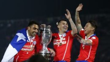 Jara, Medel y Vargas festejan en la Copa Am&eacute;rica.