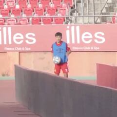 Real Marid man Kubo on loan at Mallorca shows his skills