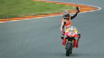 Márquez gana en Alemania y se pone al frente del Mundial.