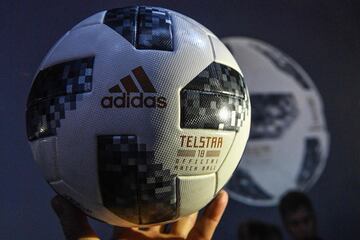 Así es el Telstar 18, el nuevo balón para el Mundial de Rusia