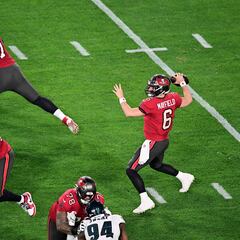 Los Buccaneers definen el panorama de la NFC al vencer a los Eagles