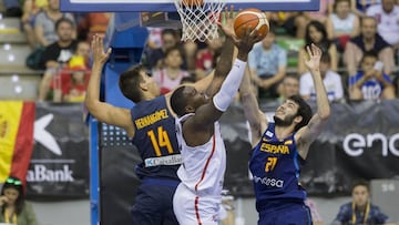 Willy Hernang&oacute;mez y &Aacute;lex Abrines.