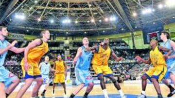 <b>DOMINIO VISITANTE. </b>El Gran Canaria 2014 impuso su ley en el capítulo reboteador.