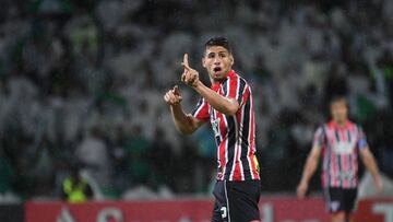 Jonathan Calleri of Brazil's Sao Paulo celebrates after scoring against Colombia's Atletico Nacional, during their 2016 Copa Libertadores semifinal football match at Atanasio Girardot stadium, in Medellin, Antioquia department, Colombia, on July 13, 2016. / AFP PHOTO / Luis Acosta