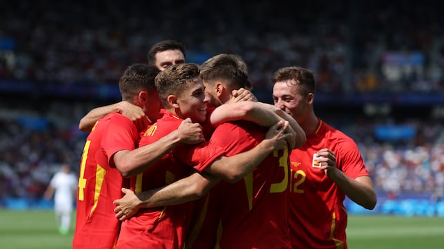 Victoria y susto para empezar