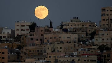 La conocida como 'Luna del Cazador', uno de los fenómenos más bellos de la naturaleza