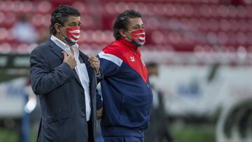 Chivas dedicará a Luis Fernando Tena el Clásico ante América